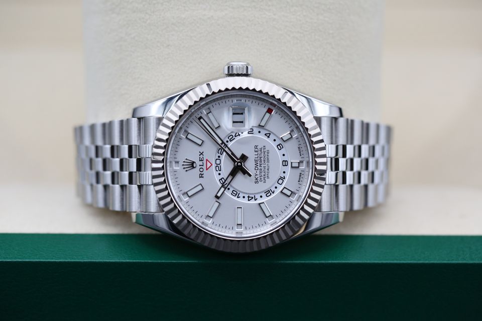 Rolex Sky-Dweller 336934 Image 5